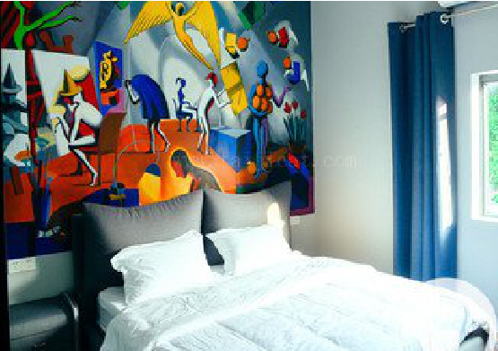 南江对于酒店的墙体彩绘而言更注重哪些方面？